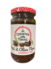 Lade das Bild in den Galerie-Viewer, Patè di Olive nere – Le Conserve della Nonna - Creme aus schwarzen Oliven
