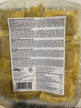 Charger l'image dans la galerie, Grantortelli con ricotta e spinaci – Bellitalia - große Tortellini mit Ricotta und Spinat
